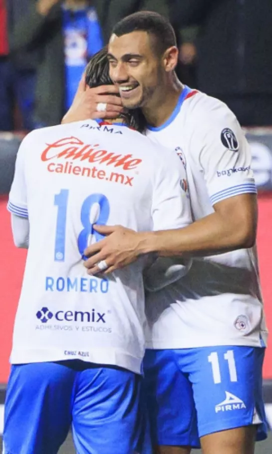 Ganar en la frontera no es sencillo y Cruz Azul lo vivió