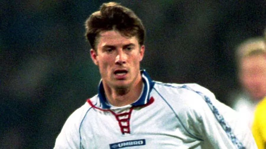 Brian Laudrup. Jugó 18 partidos como Rossoneri. Marcó 2 goles y 2 asistencias.