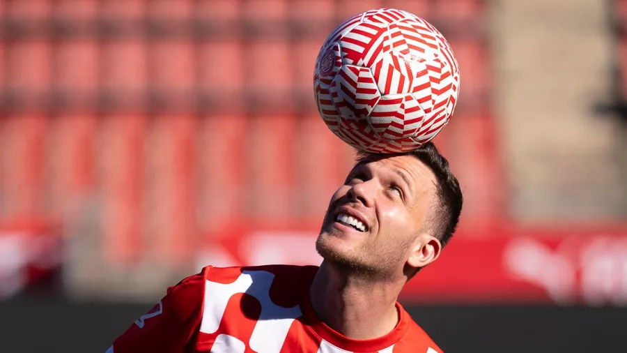 Así dominó el balón en el Estadio Montilivi.