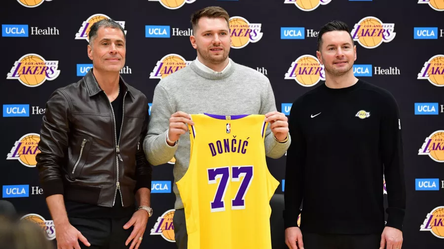 Luka Doncic, de Dallas Mavericks a Los Angeles Lakers