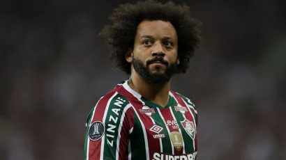 Enojados o no, Fluminense se despidió cariñosamente de Marcelo