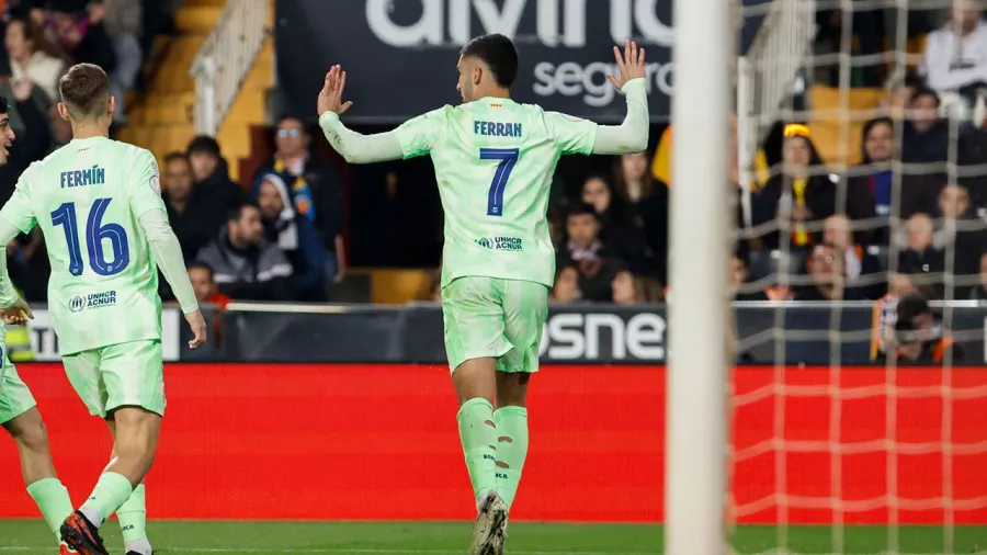 Ferrán Torres; un triplete en media hora para liquidar al Valencia