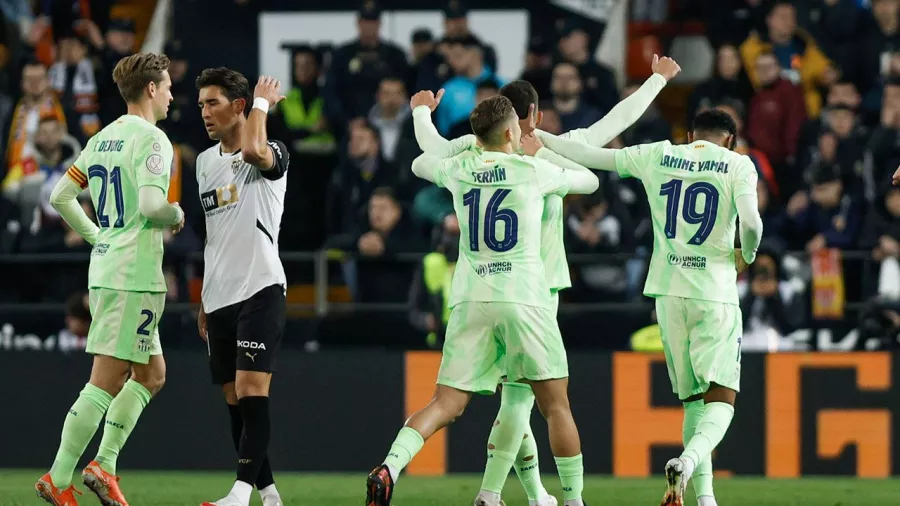 Ferrán Torres; un triplete en media hora para liquidar al Valencia