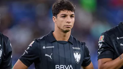 Óliver Torres, mediocampista de Rayados | 30 años