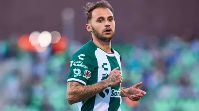 Fran Villalba, mediocampista de Santos | 26 años