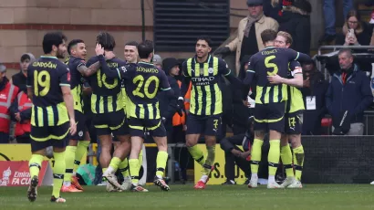 Manchester City remontó y avanzó en la FA Cup