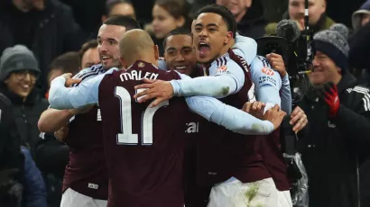 Aston Villa venció a Tottenham en la FA Cup y Ange Postecoglou corre peligro