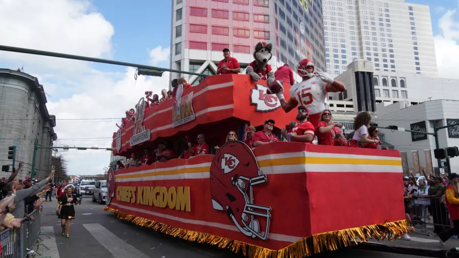 Nueva Orleans vivió un carnaval previo al Super Bowl