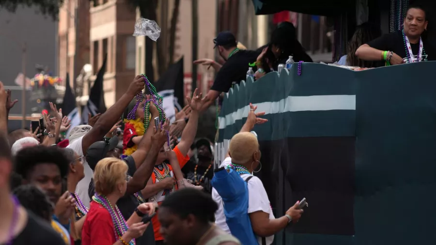 Nueva Orleans vivió un carnaval previo al Super Bowl