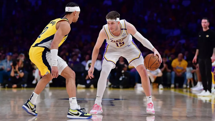 Austin Reaves cargó a los Lakers y los llevó al triunfo