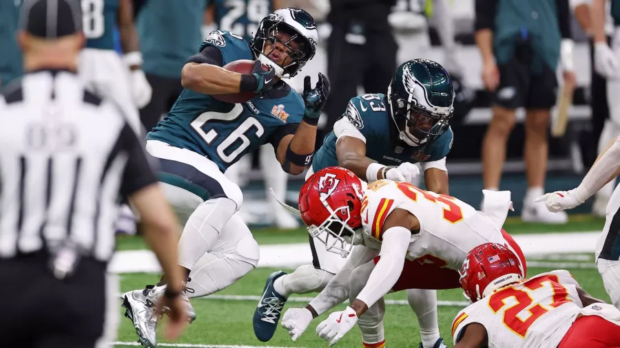 Los Chiefs no funcionan y Philadelphia gana cómodo