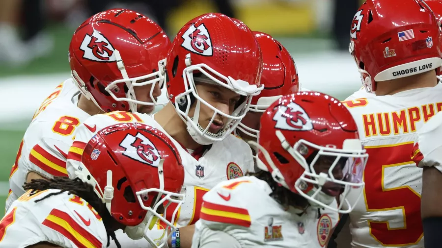 Los Chiefs no funcionan y Philadelphia gana cómodo