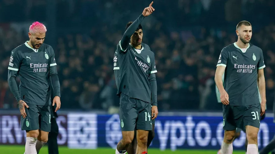 Así fue el primer partido de Santiago Giménez como rival del Feyenoord