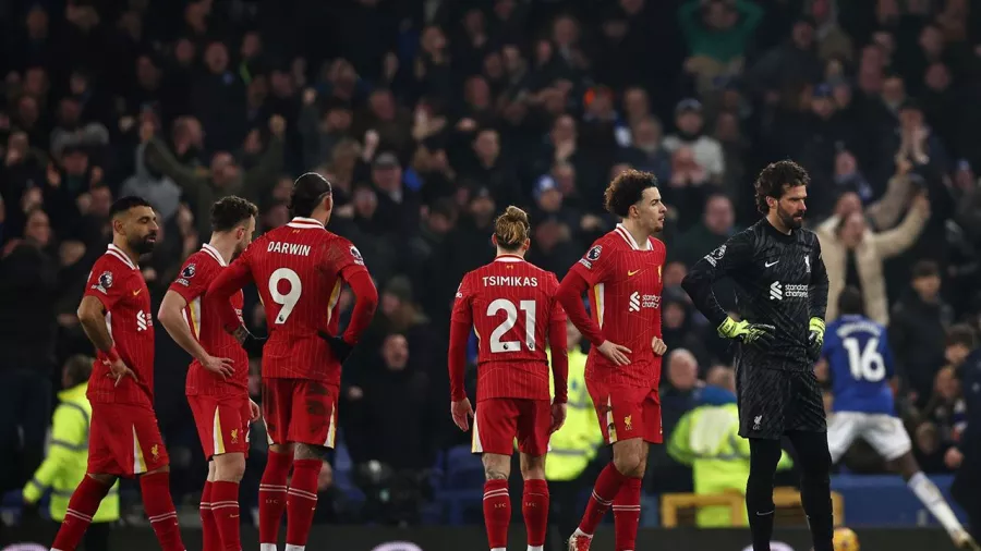 La bronca que 'empaño' el empate de último minuto entre el Everton y Liverpool