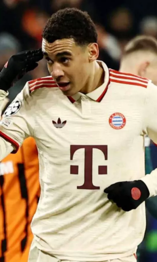 Jamal Musiala extiende su contrato con el Bayern Munich