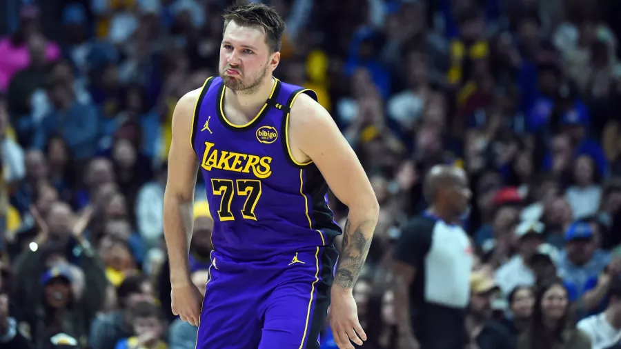 Luka Doncic ya tuvo su primera gran noche como Laker