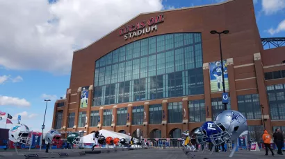 Los próximos talentos de la NFL ya brillan en el Scouting Combine