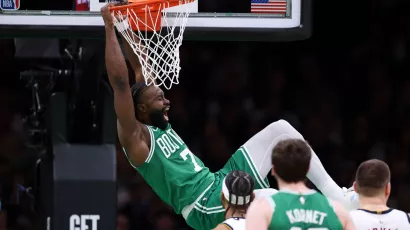 Los Celtics salieron del bache ante los poderosos Nuggets