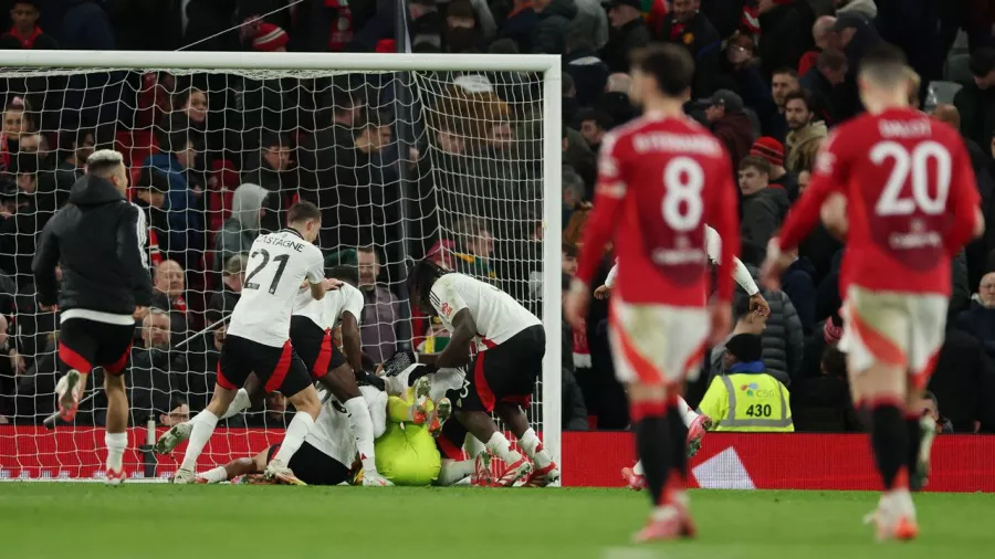 Bernd Leno fue el héroe de Fulham luego de atajar dos penales