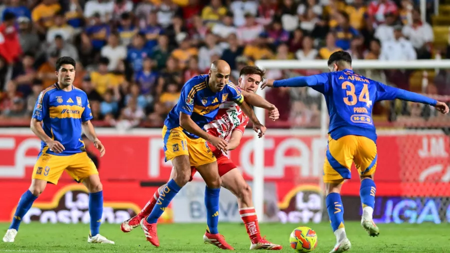 Tigres despertó y frenó en seco a Necaxa