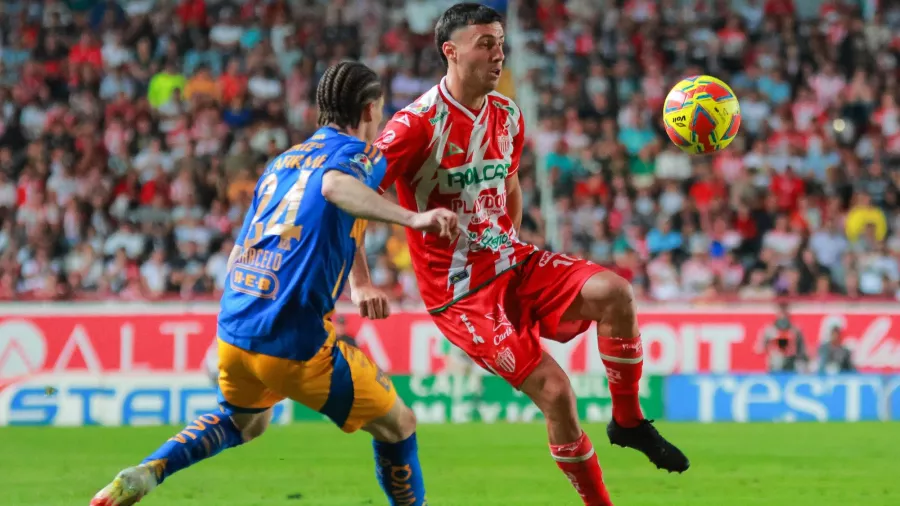 Tigres despertó y frenó en seco a Necaxa