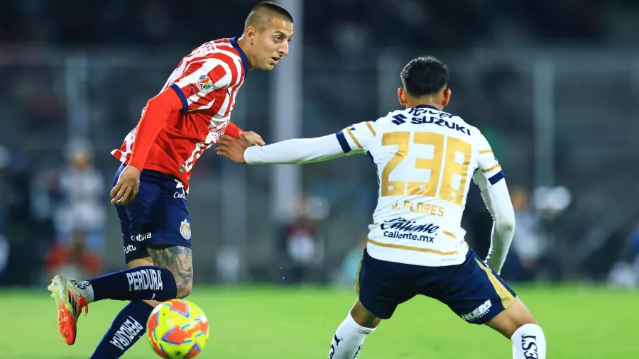 Chivas fue el menos malo y ganó en Ciudad Universitaria