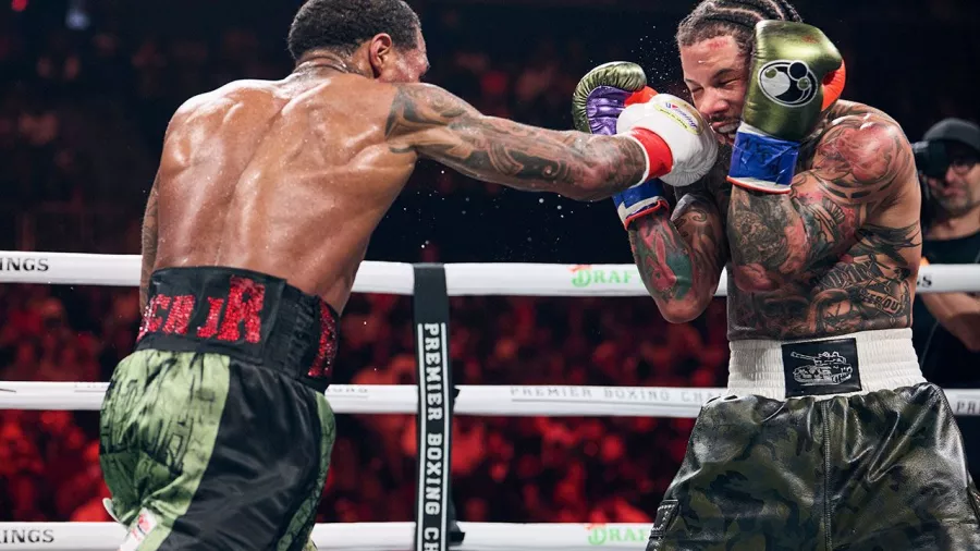 Gervonta Davis fue maltratado, pero al final se llevó la victoria