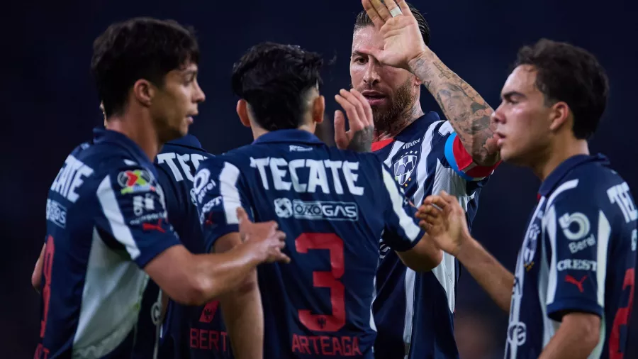 Llegó el gol de Sergio Ramos en el valioso triunfo de Rayados