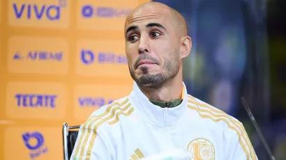 Guido Pizarro niega complot contra Veljko Paunovic