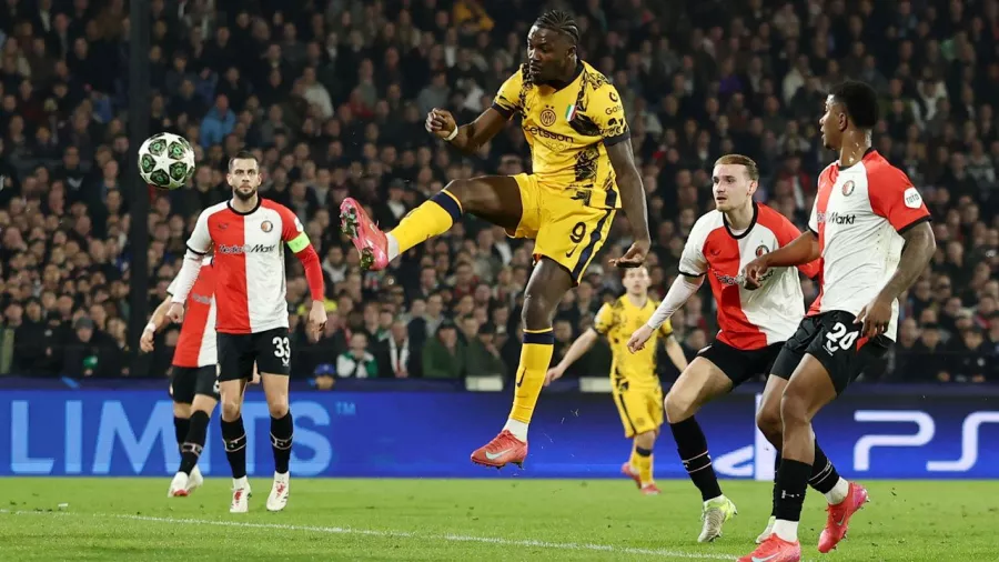 Marcus Thuram anotó el 1-0 a los 37 minutos para adelantar a los visitantes