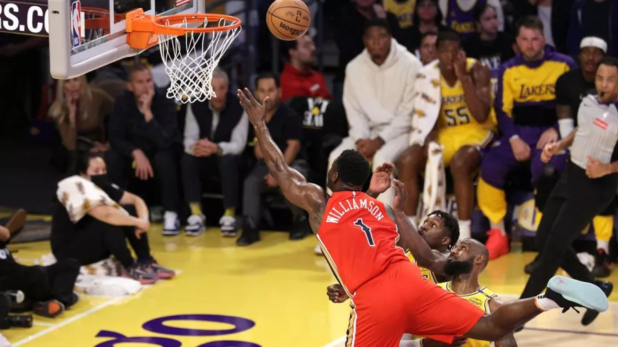 LeBron James supera los 50 mil puntos en la NBA