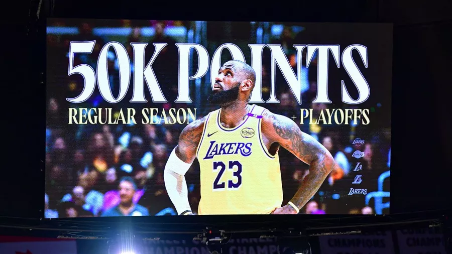 LeBron James supera los 50 mil puntos en la NBA