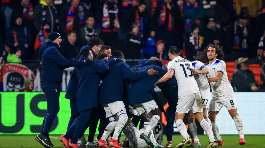 Así celebra la Lazio el gol agónico del triunfo en Europa League