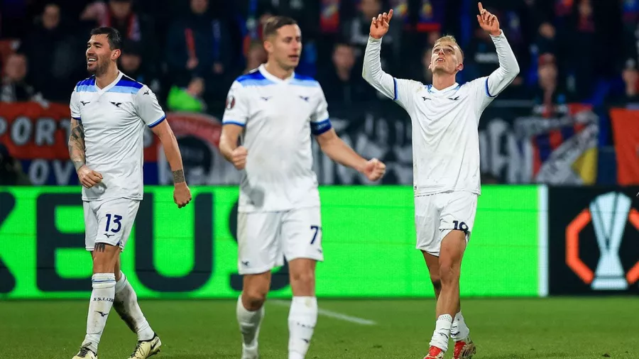 Así celebra la Lazio el gol agónico del triunfo en Europa League