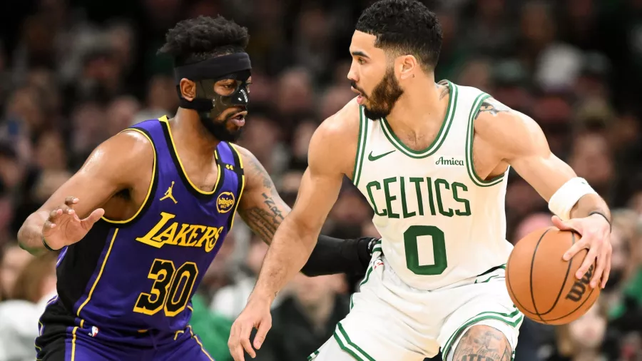 Jayson Tatum y los Celtics le pusieron freno a los Lakers