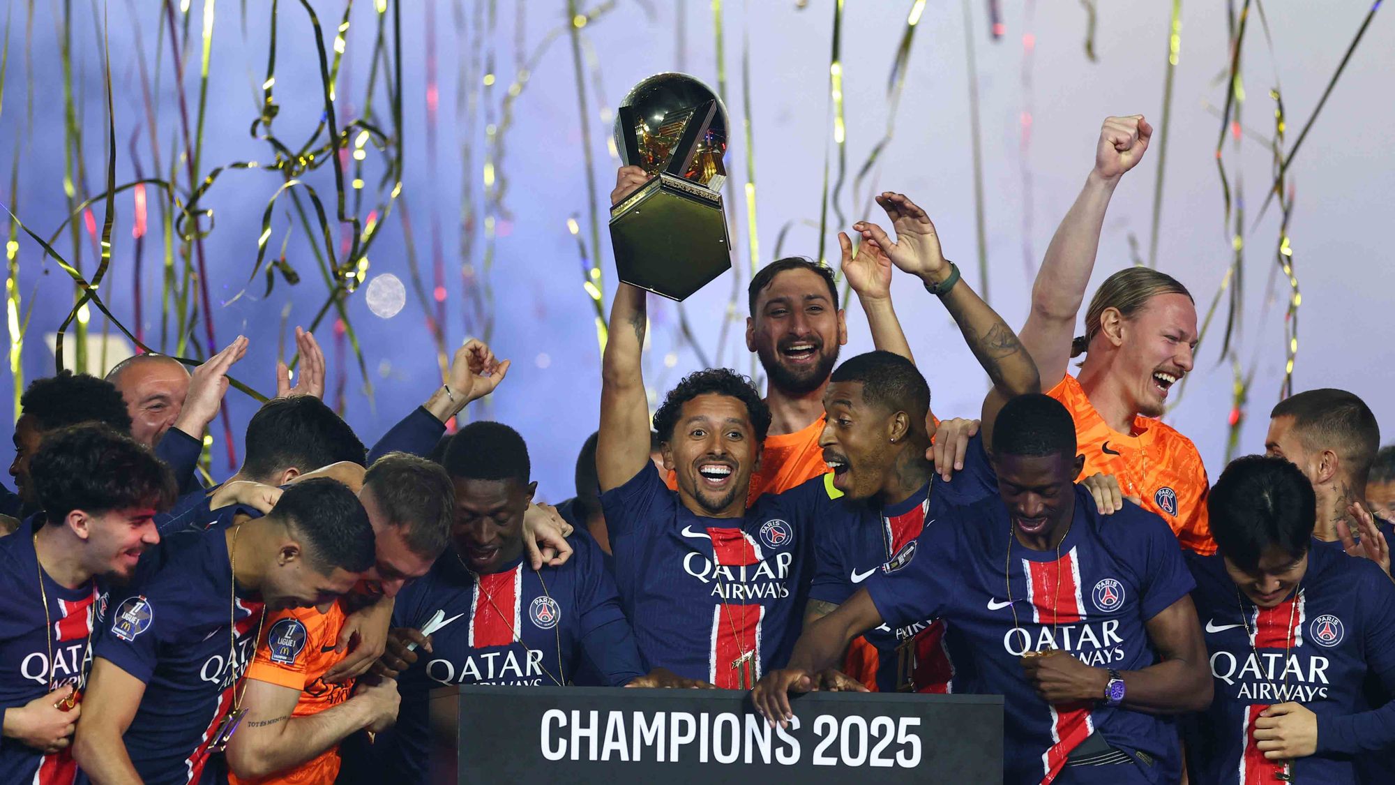 Ligue 1, 5 de abril: aseguraron el título con 6 partidos por disputar, al final de la temporada (17 de mayo) consiguieron 84 puntos.