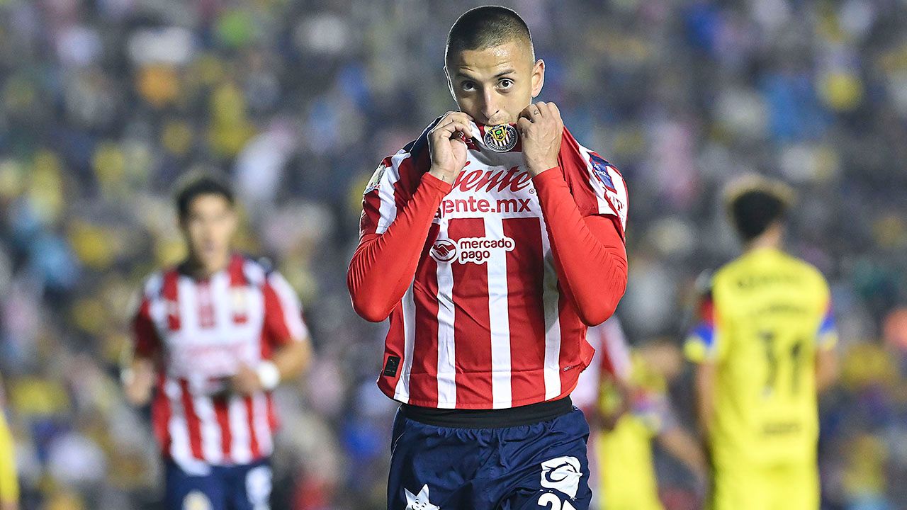 Chivas sorprendió a todos y así festejó en casa del América