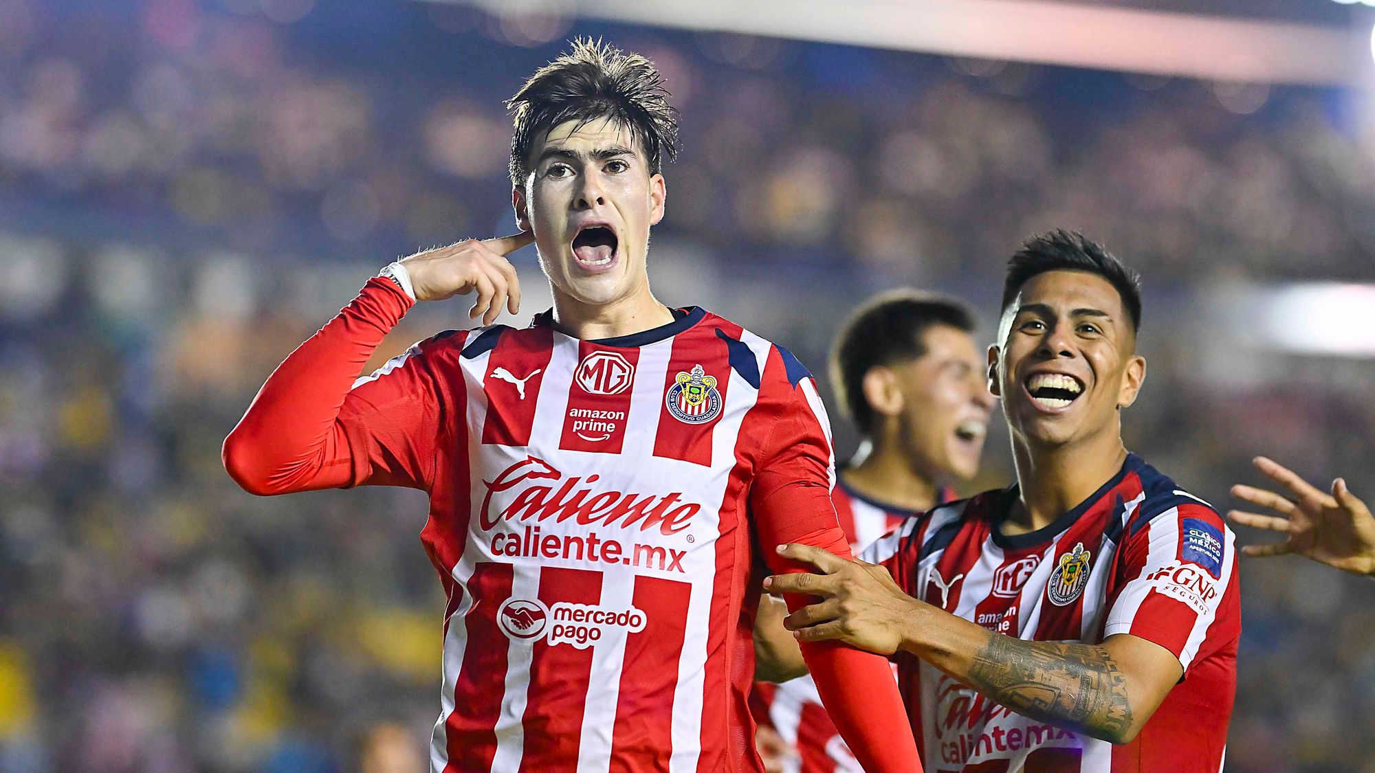 Chivas se llevó el Clásico Nacional Chivas se llevó el Clásico Nacional