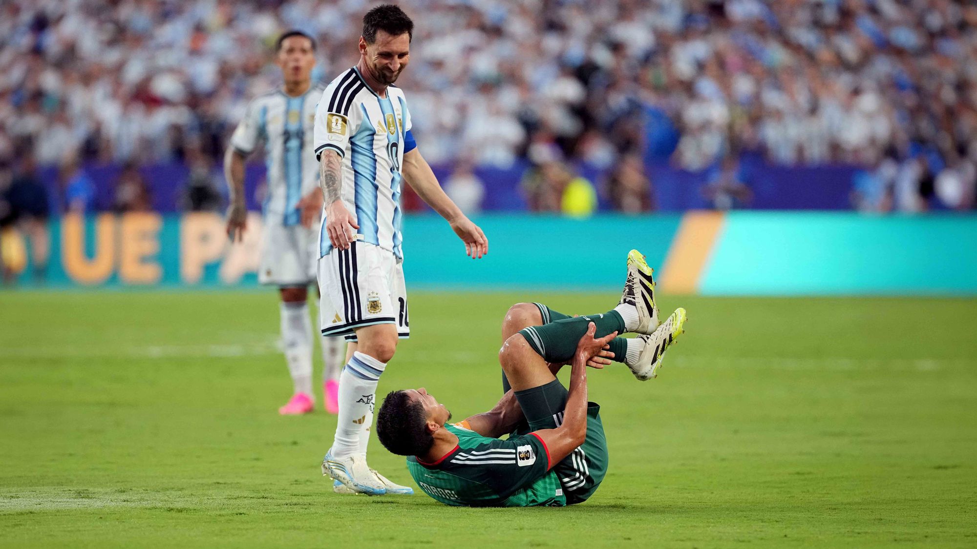La roja que Lionel Messi no vio La roja que Lionel Messi no vio