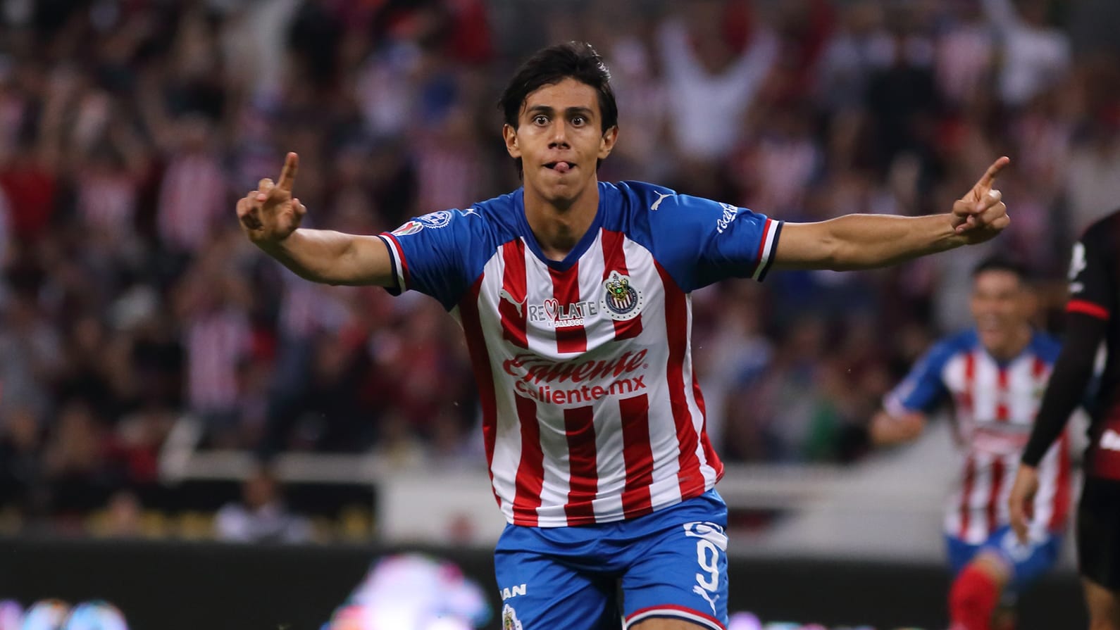 Con Armando González ya son 15 canteranos de Chivas a Europa