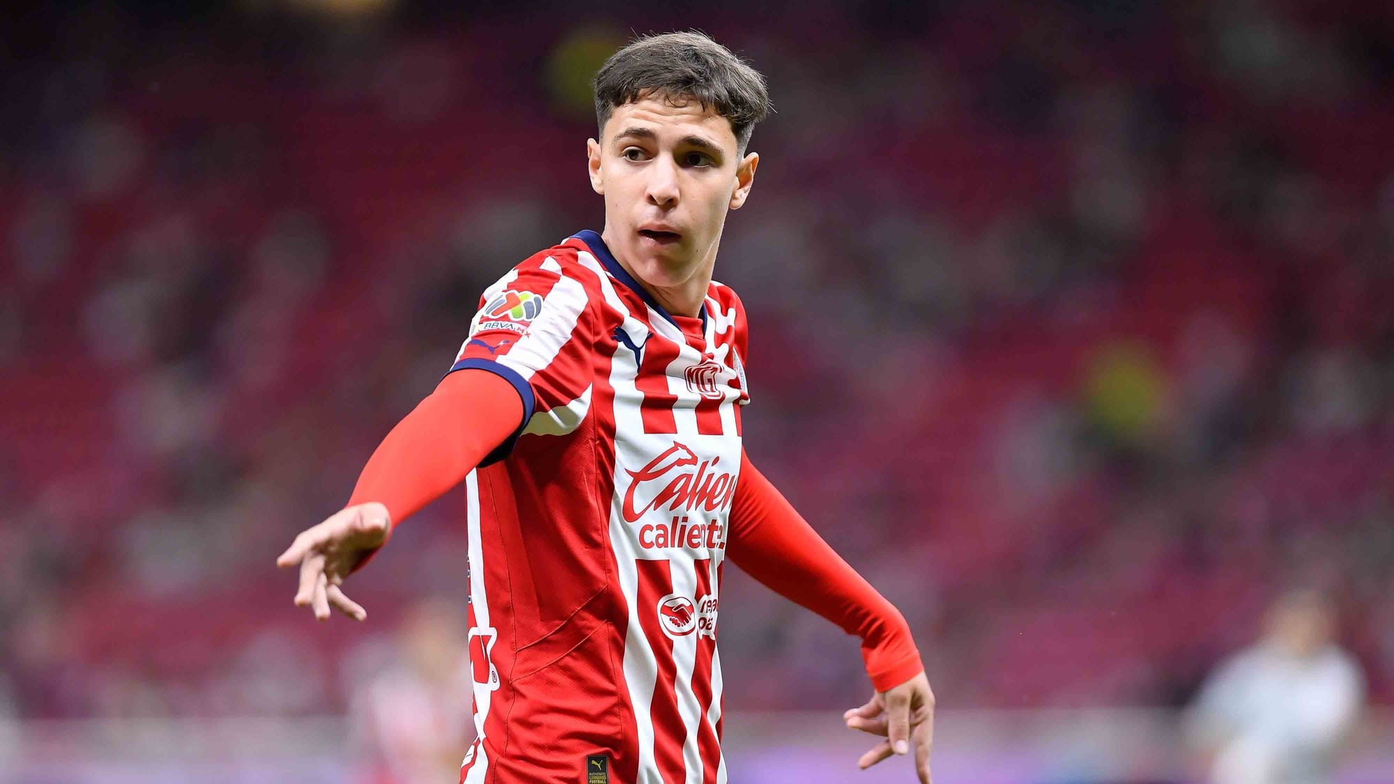 Con Armando González ya son 15 canteranos de Chivas a Europa