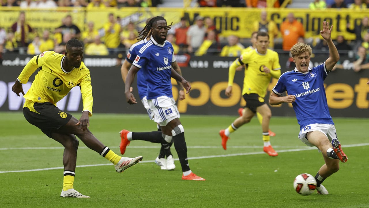 Borussia Dortmund consiguió su primera victoria en la Bundesliga
