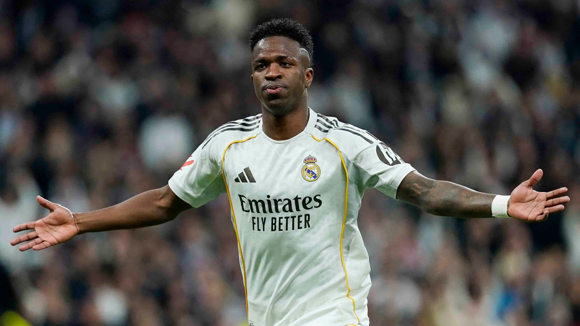 Vinícius Júnior le dice 'no' al Arsenal y renueva con Real Madrid