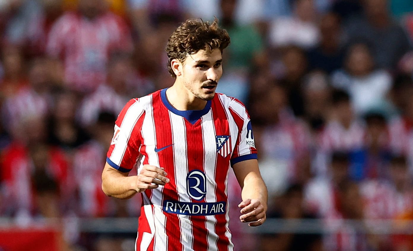 Julián Álvarez la pasó mal en su regreso a 'casa'