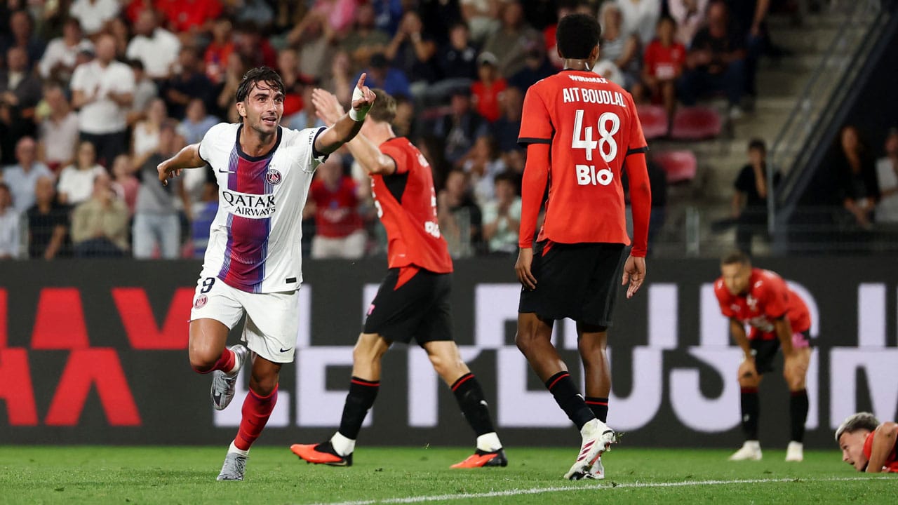 Ferran Torres tuvo un debut soñado con Paris Saint-Germain en la Ligue 1