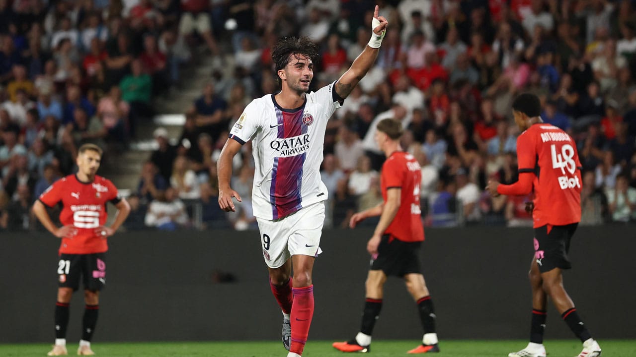 Ferran Torres tuvo un debut soñado con Paris Saint-Germain en la Ligue 1