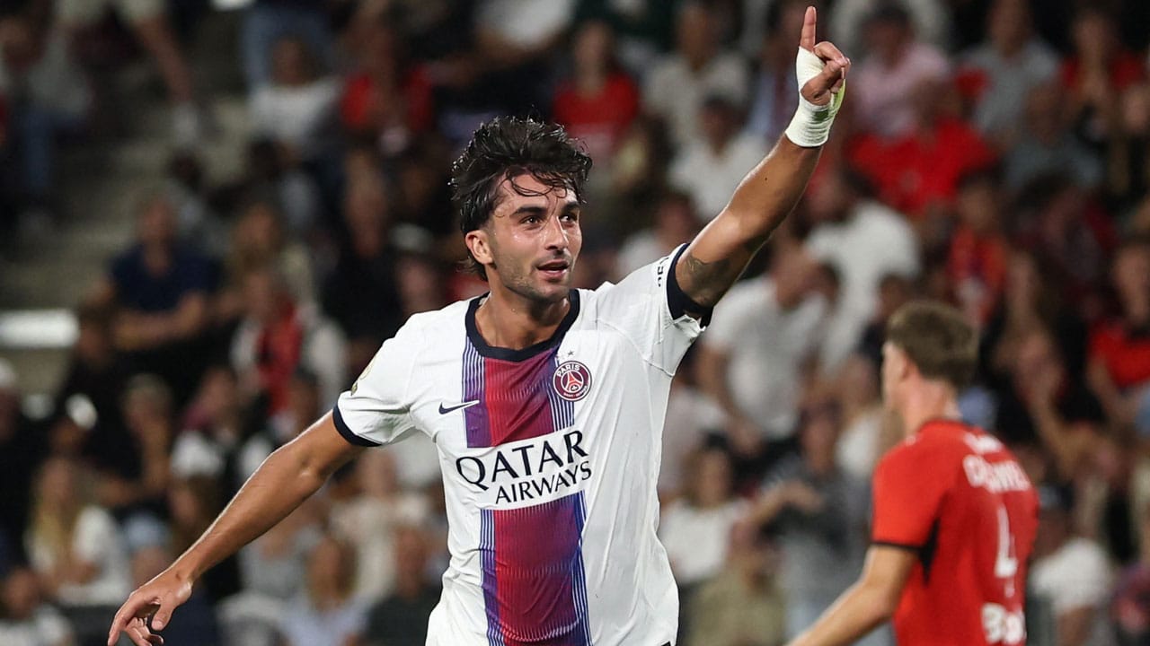 Ferran Torres tuvo un debut soñado con Paris Saint-Germain en la Ligue 1