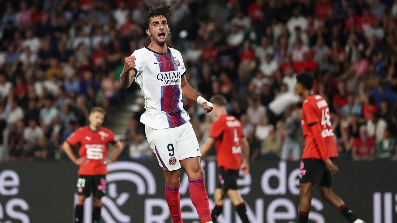 Ferran Torres tuvo un debut soñado con Paris Saint-Germain en la Ligue 1