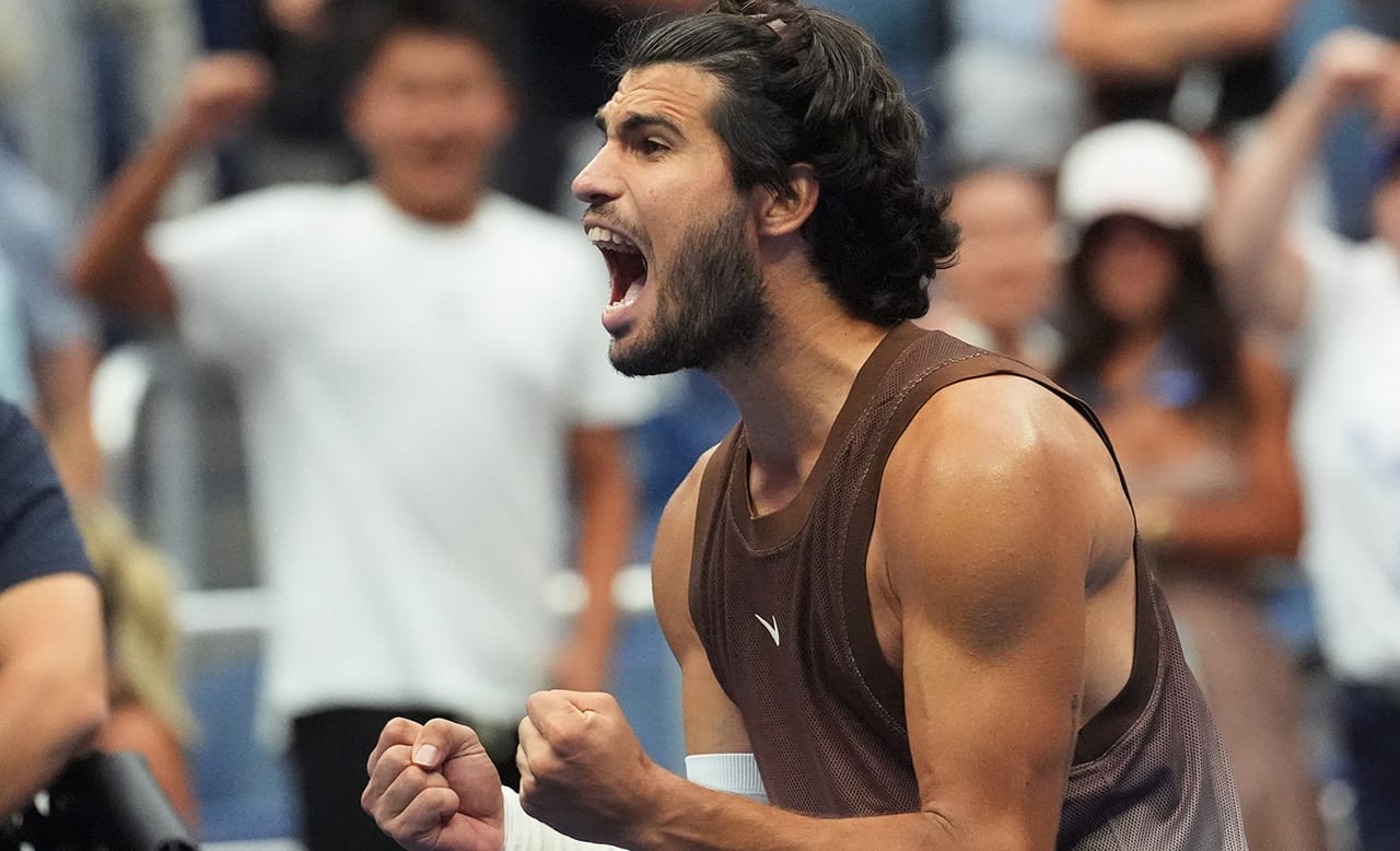 Carlos Alcaraz comenzó su camino rumbo al bicampeonato del US Open