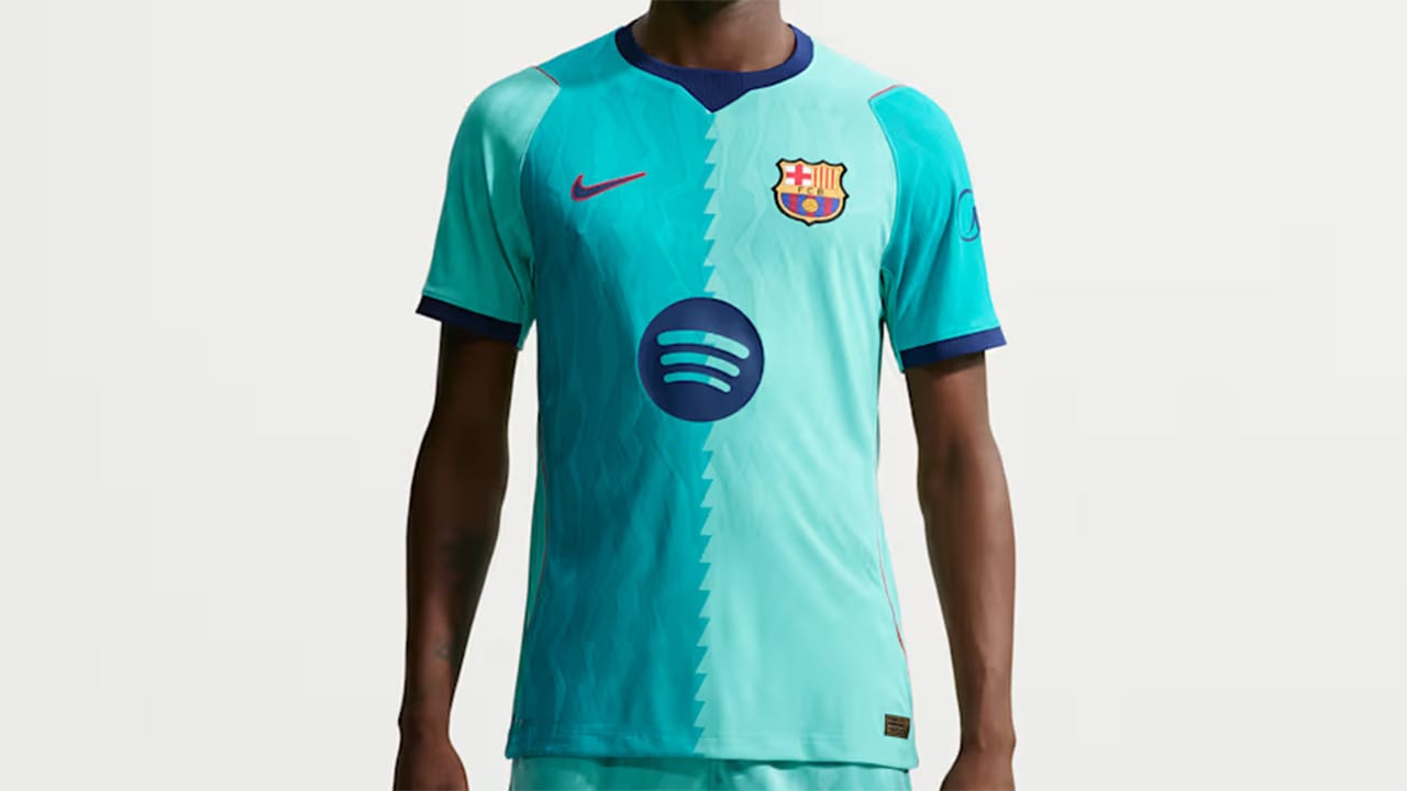 El Barcelona revive un favorito histórico con su tercera camiseta